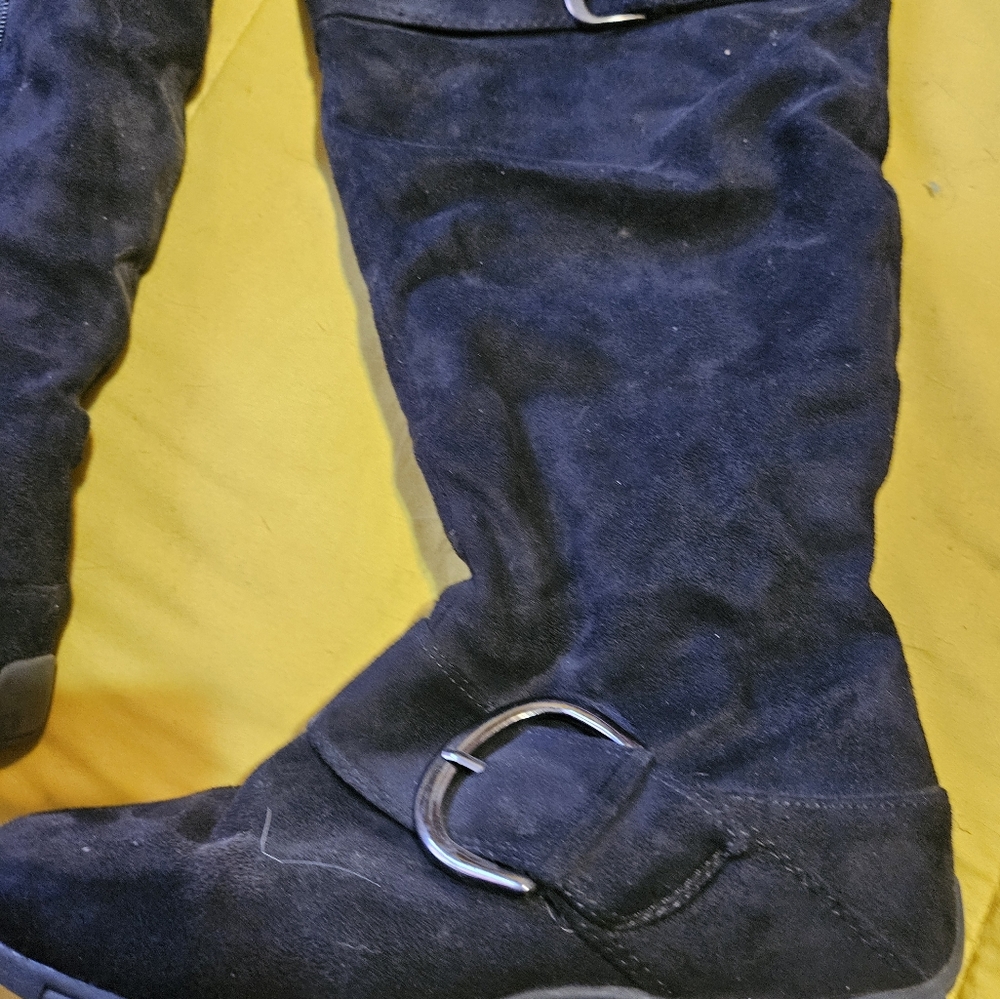 Maurices black boots size 8. 10.00